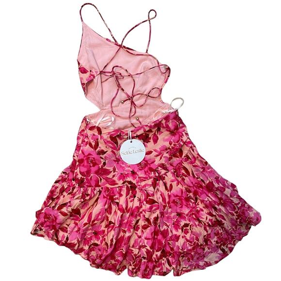 Selfie Leslie Destination Open Back Mini Floral Cottagecore Dress Pink Small - Picture 5 of 7